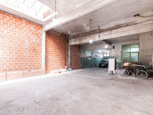 place photo 44