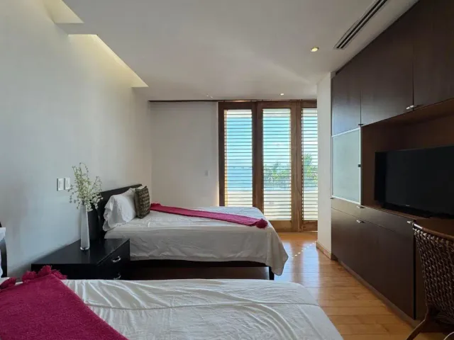 place photo 49