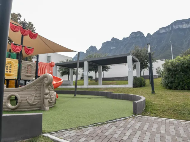 place photo 25