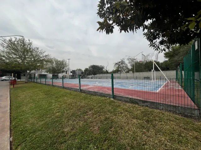 place photo 34