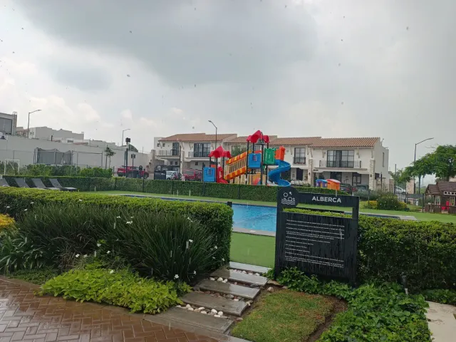 place photo 26