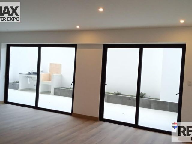 place photo 52