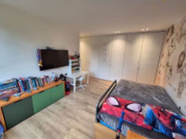 place photo 48