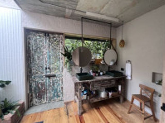 place photo 48