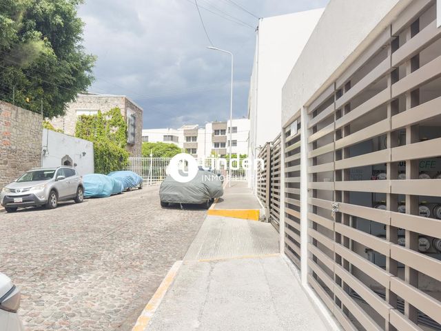 place photo 35