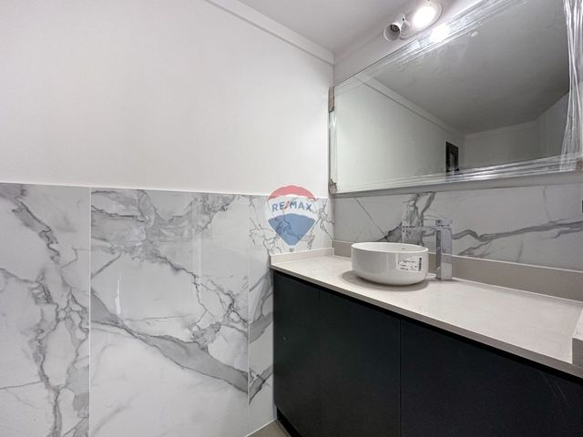 place photo 55