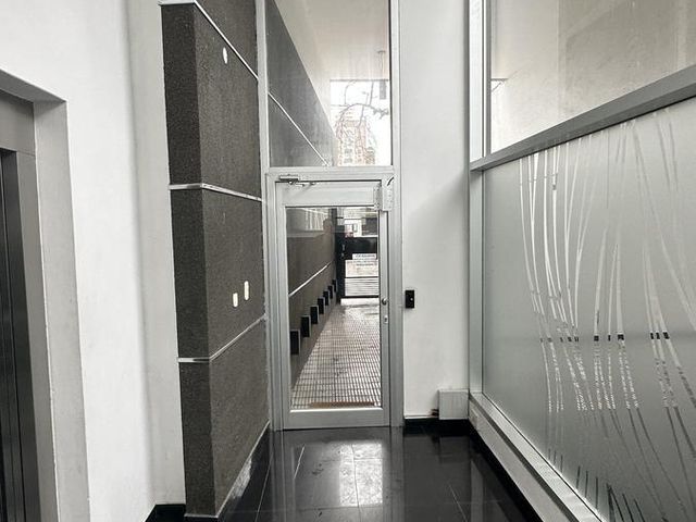 place photo 54