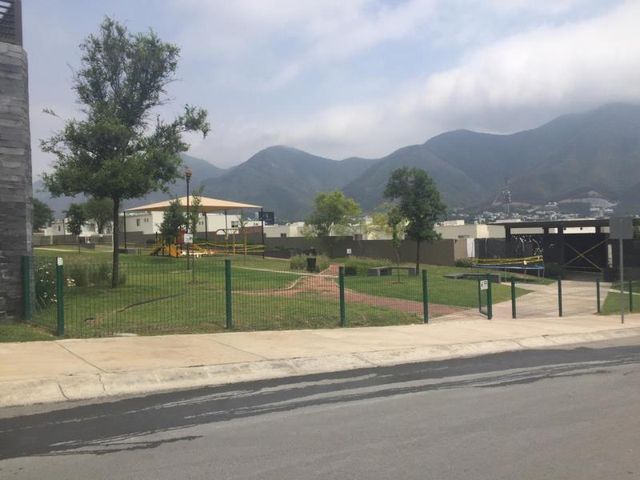 place photo 49