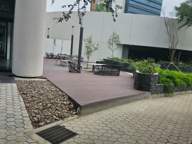 place photo 24