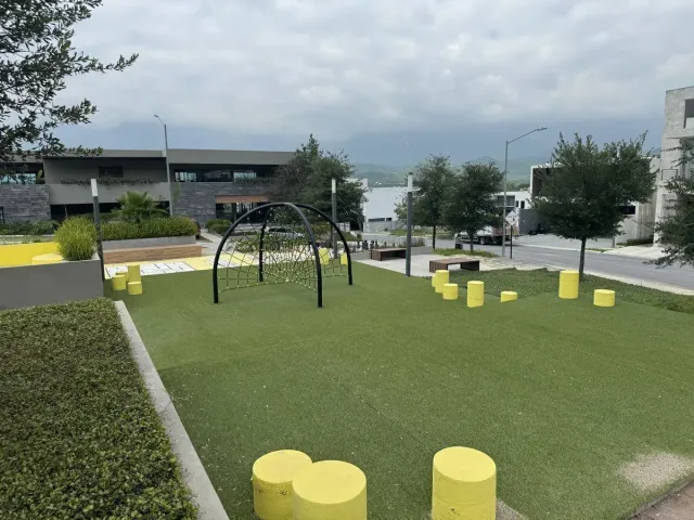 place photo 23