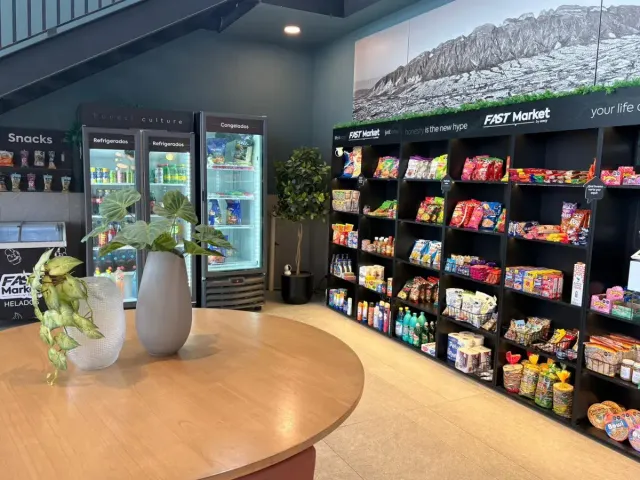 place photo 18