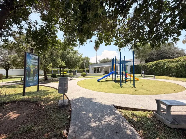 place photo 15