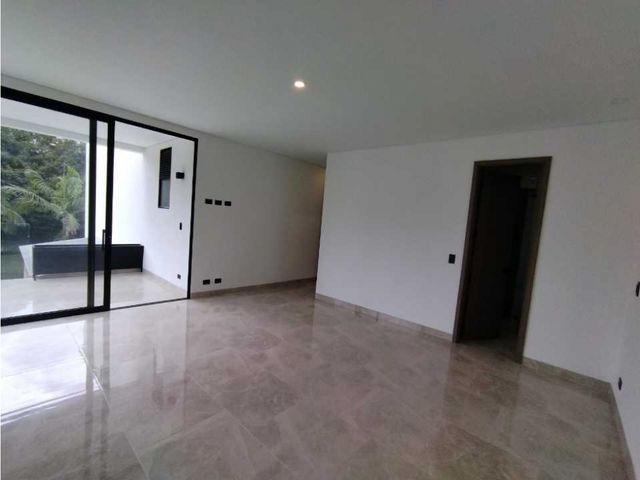 place photo 54