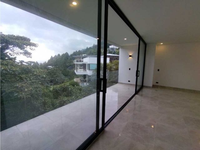 place photo 58