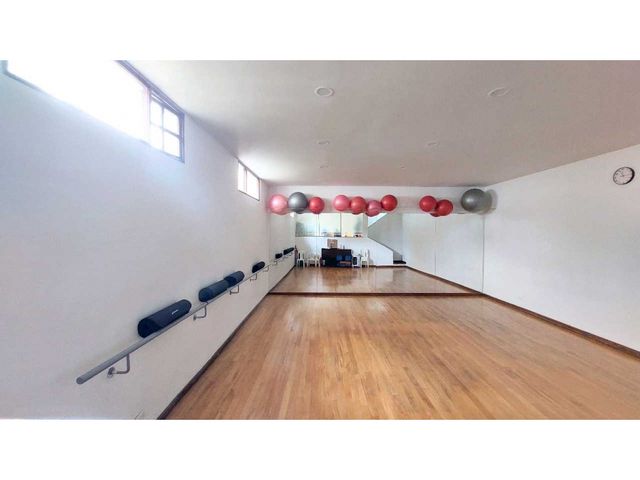 place photo 45