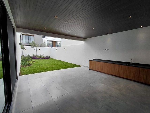 place photo 48