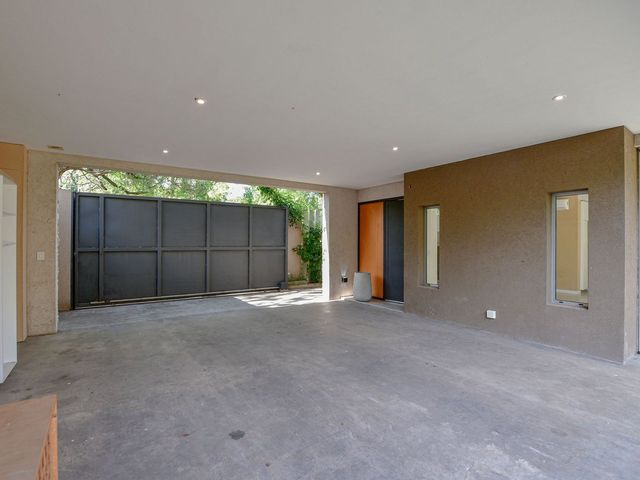 place photo 52