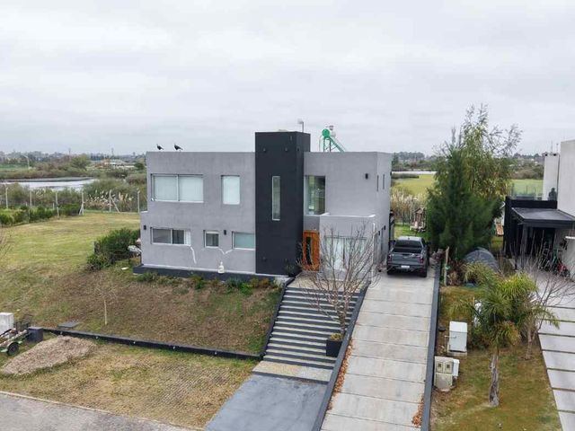 place photo 50