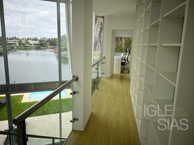 place photo 43