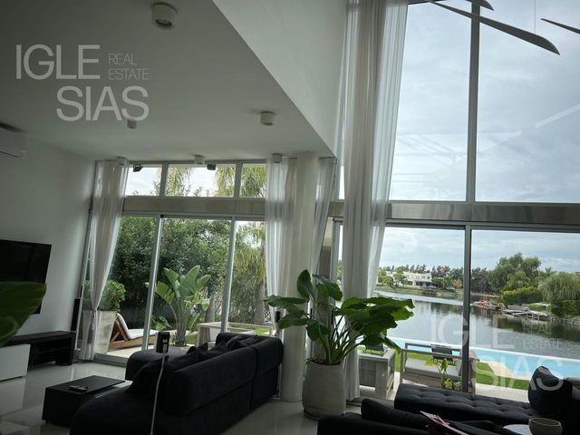 place photo 60
