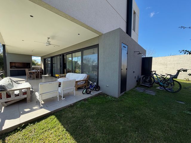 place photo 43