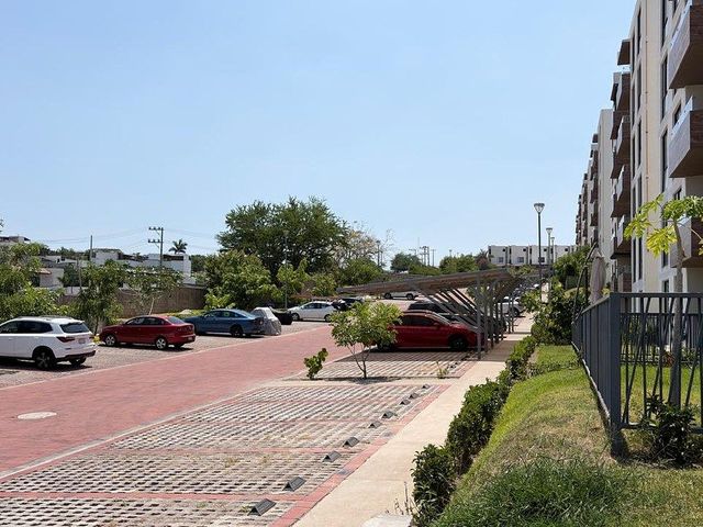 place photo 36