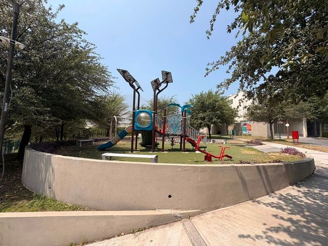place photo 33