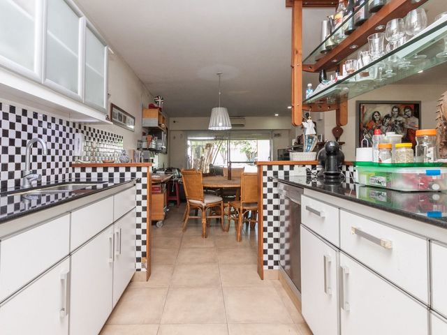 place photo 49