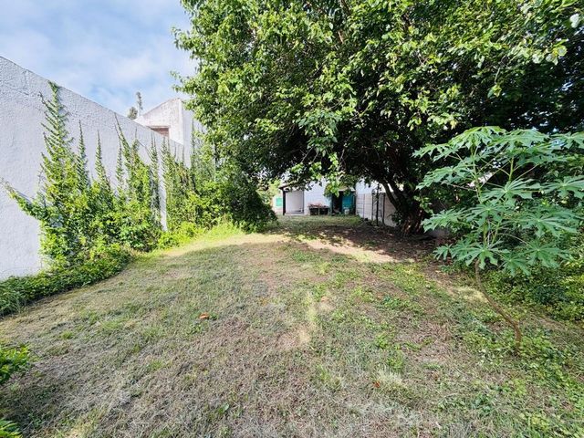place photo 66