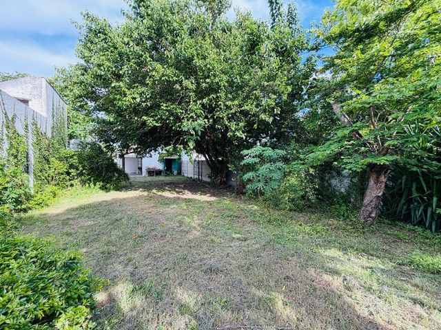 place photo 65