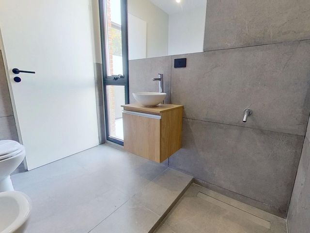 place photo 47