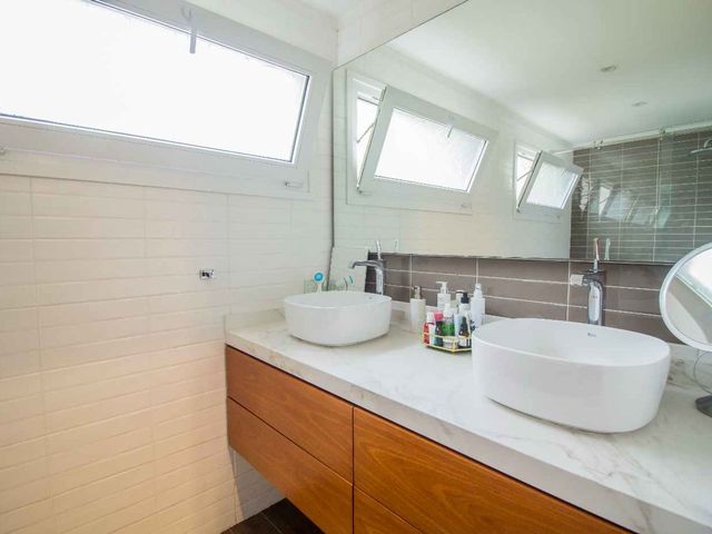 place photo 48