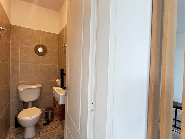 place photo 48