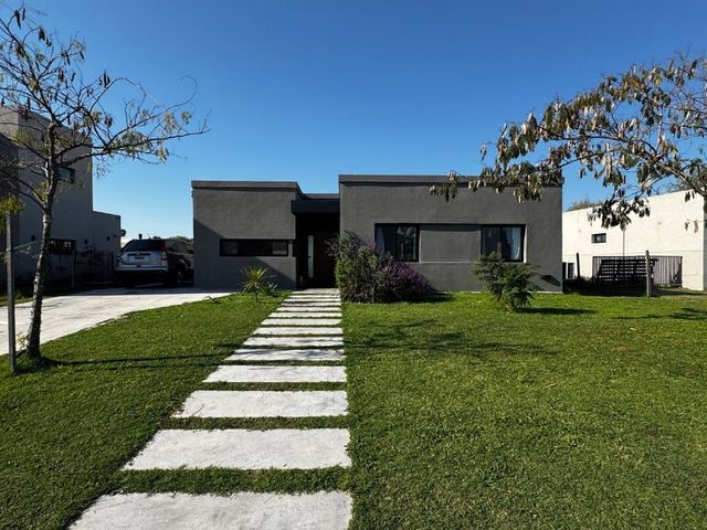 place photo 85