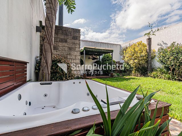 place photo 37