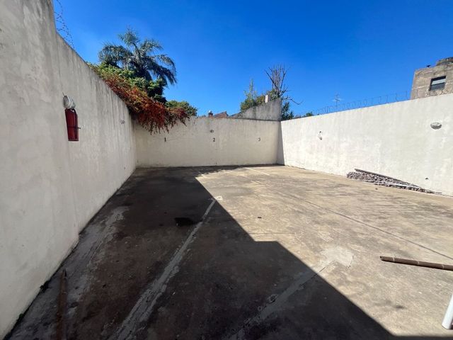 place photo 18