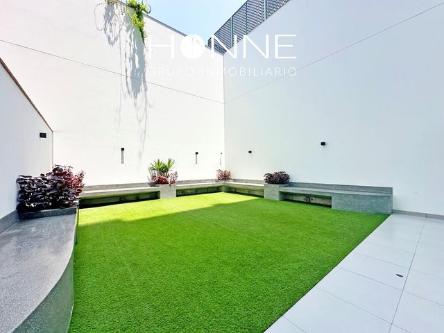 place photo 24