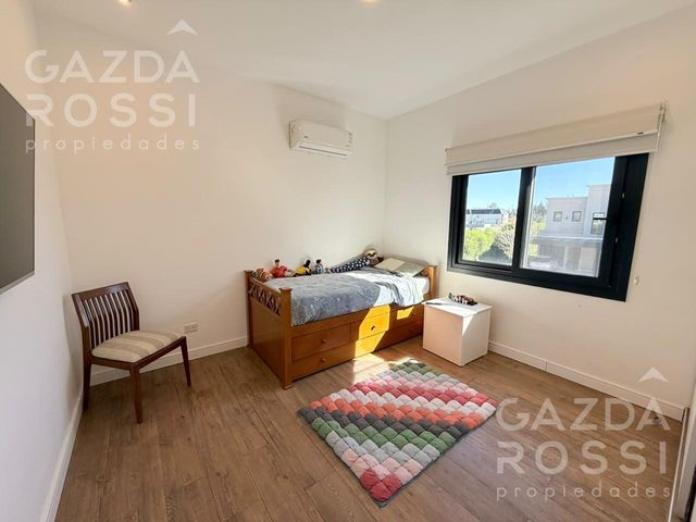 place photo 48