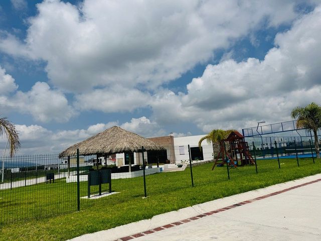 place photo 25