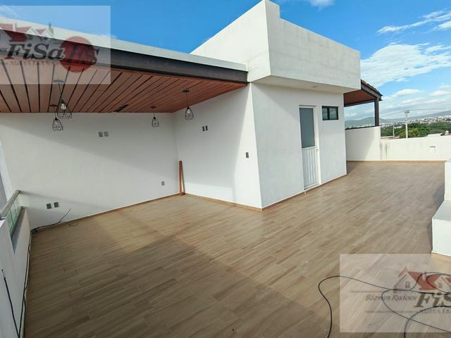 place photo 36