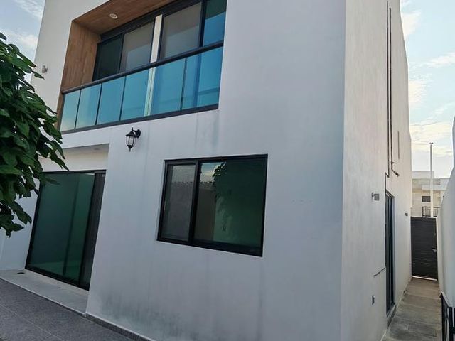 place photo 32