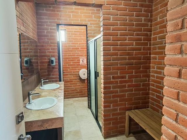 place photo 49