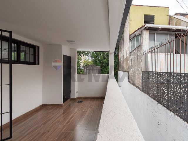 place photo 51