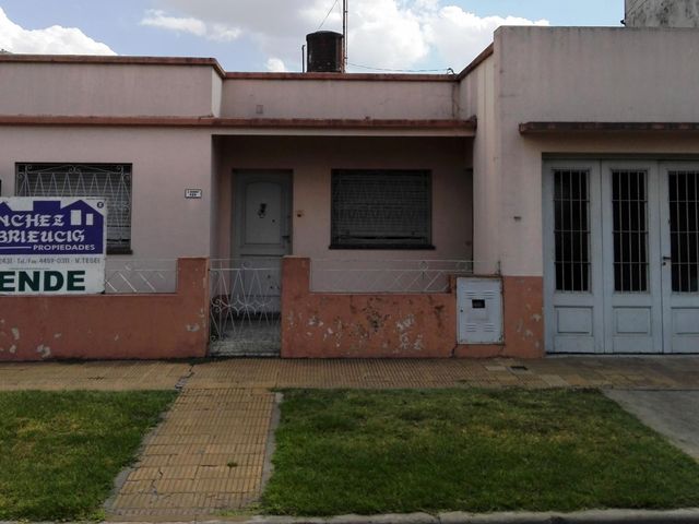 Excelente ubicación, a 200 metros de Av. Vergara - Centro de Villa Tesei