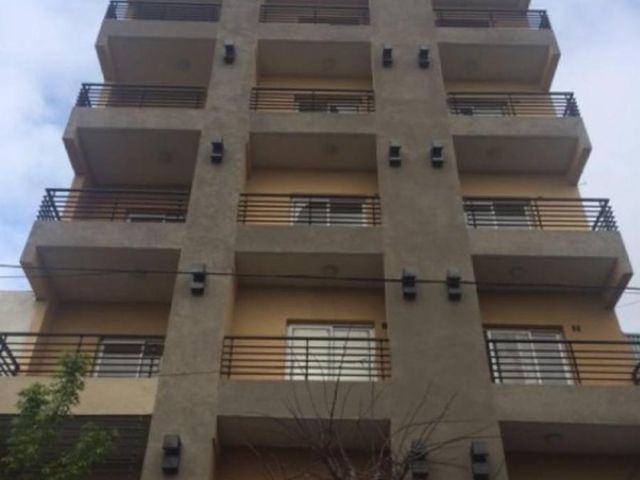 DAPARTAMENTO 2 AMBIENTES EN SARANDI ESTE