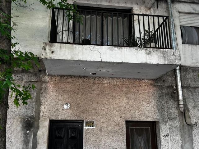 General Paz 5581 - casa en planta alta-