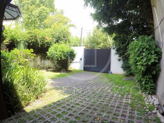 place photo 80