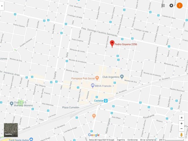 Tipo Casa por Pasillo - 119m2. A REFACCIONAR. EXCELENTE UBICACION CASTELAR NORTE