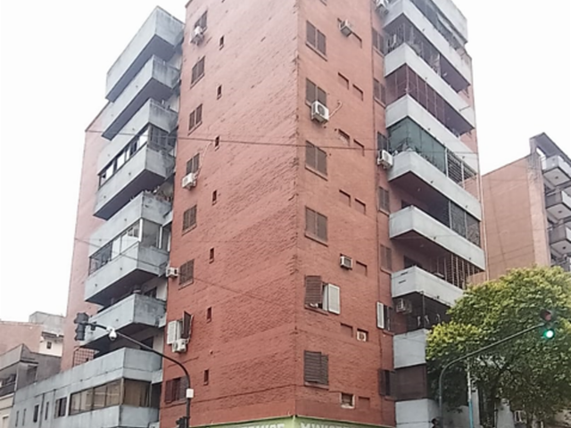 SAN LORENZO ESQ. BS AS-DPTO 3 DORMITORIOS