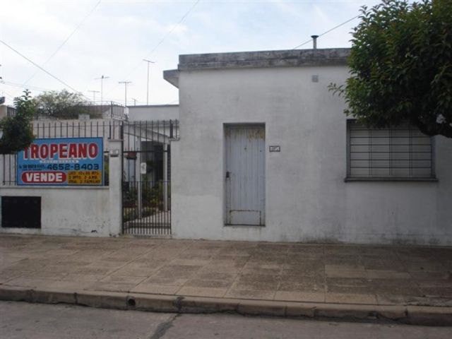 Casa en Venta Calle Limay 690